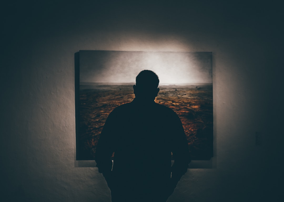découvrez le pouvoir thérapeutique de l'art avec nos séances de thérapie artistique. idéal pour exprimer vos émotions, stimuler la créativité et favoriser un bien-être mental. rejoignez-nous pour un voyage artistique vers la guérison.