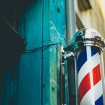 découvrez notre barber shop, un espace dédié à l'art de la coiffure masculine. profitez de coupes tendance, de soins de la barbe et d'une ambiance conviviale. rendez-vous dès maintenant pour un moment de relaxation et de style !