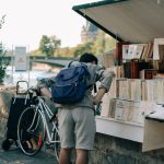 découvrez l'univers passionnant des livres avec notre librairie en ligne. que vous soyez amateur de romans, d'essais ou de bandes dessinées, retrouvez une large sélection d'ouvrages pour tous les goûts et tous les âges. profitez de conseils de lecture, de promotions exclusives et d'un service de livraison rapide.