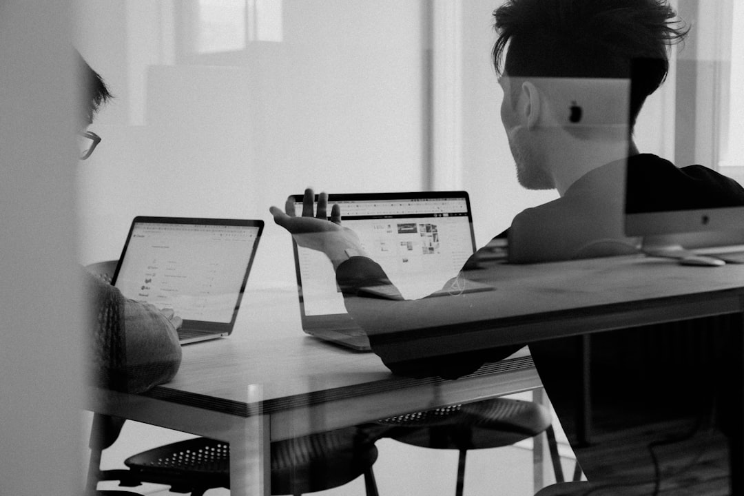 découvrez comment élaborer un business plan efficace pour garantir le succès de votre entreprise. nos conseils vous guideront à travers chaque étape, de l'analyse de marché à la stratégie financière, afin de transformer vos idées en projets concrets.