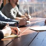 Comprendre le business plan : contenu, utilité et modèle à télécharger découvrez comment rédiger un business plan efficace pour votre entreprise. obtenez des conseils pratiques, des modèles et des stratégies pour convaincre investisseurs et partenaires. réalisez vos ambitions entrepreneuriales en quelques étapes clés.