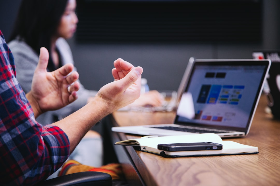 découvrez comment rédiger un business plan efficace pour votre entreprise. ce guide complet vous aidera à structurer vos idées, identifier vos objectifs et convaincre vos investisseurs grâce à une présentation claire et professionnelle.