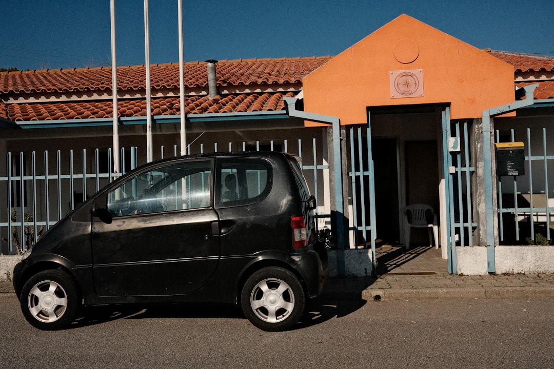 découvrez notre agence de location de voitures, où la flexibilité et le service client de qualité se rencontrent. louez le véhicule idéal pour votre voyage, que ce soit pour des vacances, un déplacement professionnel ou un week-end. profitez de tarifs compétitifs et d'une large sélection de voitures pour tous vos besoins.