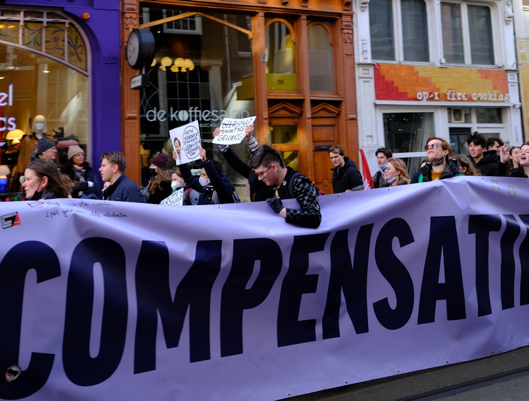découvrez l'importance du corporate purpose pour les entreprises modernes. apprenez comment une définition claire du but d'entreprise peut améliorer l'engagement des employés, renforcer la relation client et favoriser une image de marque positive tout en contribuant à un impact social et environnemental durable.