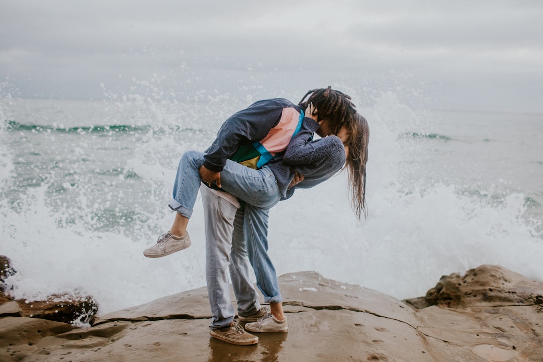 découvrez l'art de la rencontre en ligne avec notre plateforme de dating. trouvez des partenaires qui partagent vos intérêts et engagez des conversations significatives. inscrivez-vous dès maintenant pour élargir vos horizons amoureux et vivre des moments inoubliables.