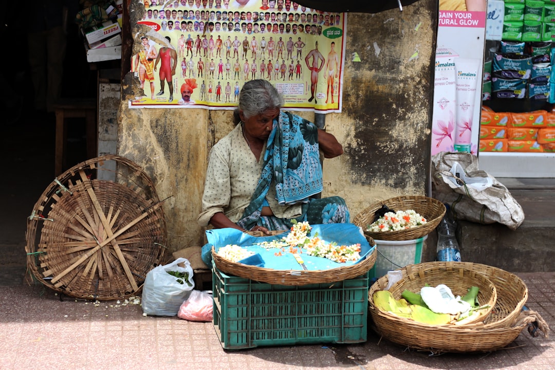découvrez les compétences entrepreneuriales essentielles pour réussir dans le monde des affaires. améliorez votre gestion, votre communication et votre créativité afin de propulser vos projets vers le succès.