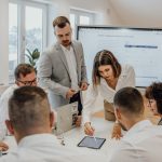 découvrez l'univers de l'entrepreneuriat : devenez votre propre patron, explorez des idées innovantes et apprenez les clés du succès pour bâtir une entreprise prospère. inspirez-vous de parcours inspirants et d'astuces pratiques pour réussir dans le monde des affaires.