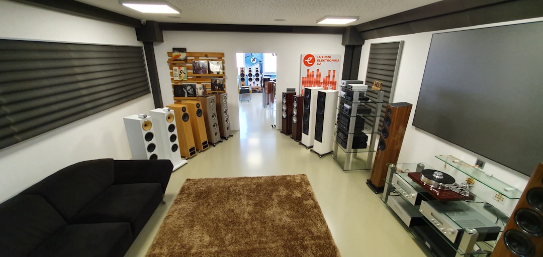 découvrez notre service de location d'équipements de haute qualité pour répondre à tous vos besoins. que ce soit pour des projets professionnels ou des événements personnels, bénéficiez d'un large choix d'équipements à des prix compétitifs, avec un service client exceptionnel. simplifiez vos projets avec notre solution de location d'équipements.