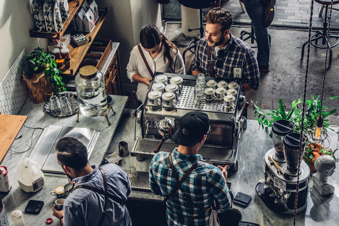 découvrez le monde passionnant du food business : stratégies, tendances et conseils pour réussir dans l'industrie alimentaire. que vous soyez entrepreneur ou amateur de gastronomie, explorez les opportunités et les meilleures pratiques pour faire prospérer votre projet culinaire.