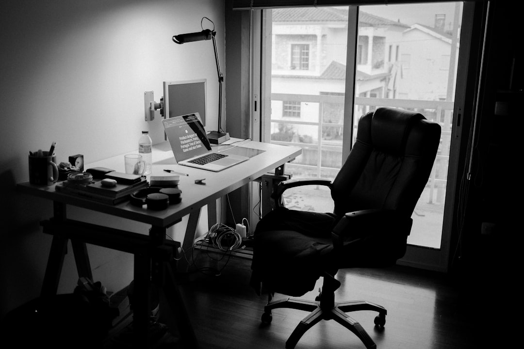 découvrez les services d'une secrétaire freelance pour optimiser votre gestion administrative, améliorer votre productivité et bénéficier d'une flexibilité sur mesure. confiez vos tâches à un expert pour un soutien efficace et professionnel.