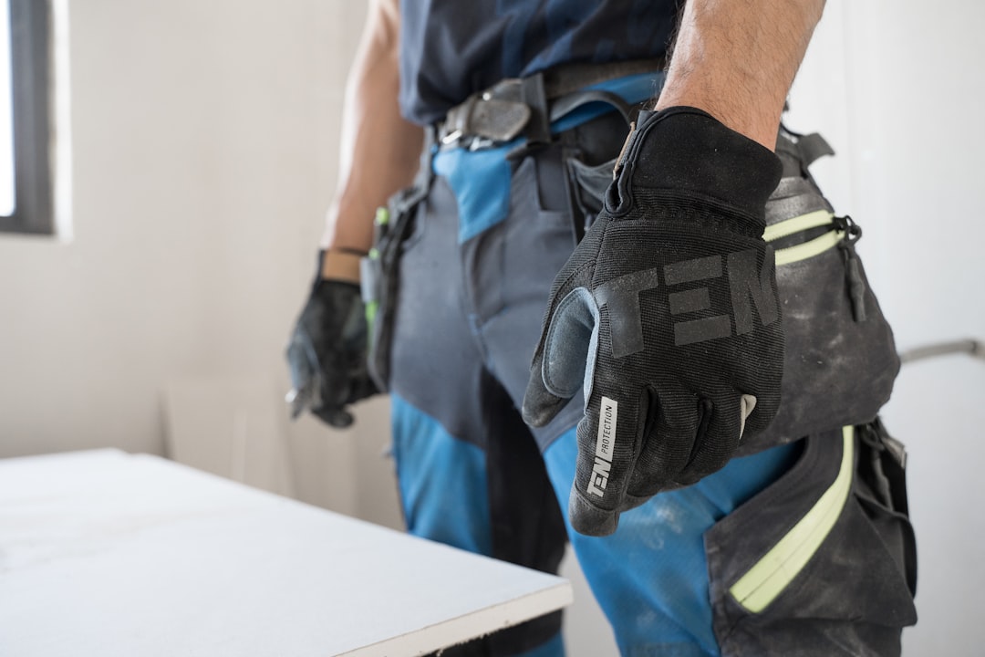 découvrez nos services de bricolage abordables et professionnels. que ce soit pour des réparations, des installations ou des rénovations, notre équipe de 'handyman' est prête à répondre à vos besoins et à transformer votre espace en toute simplicité.