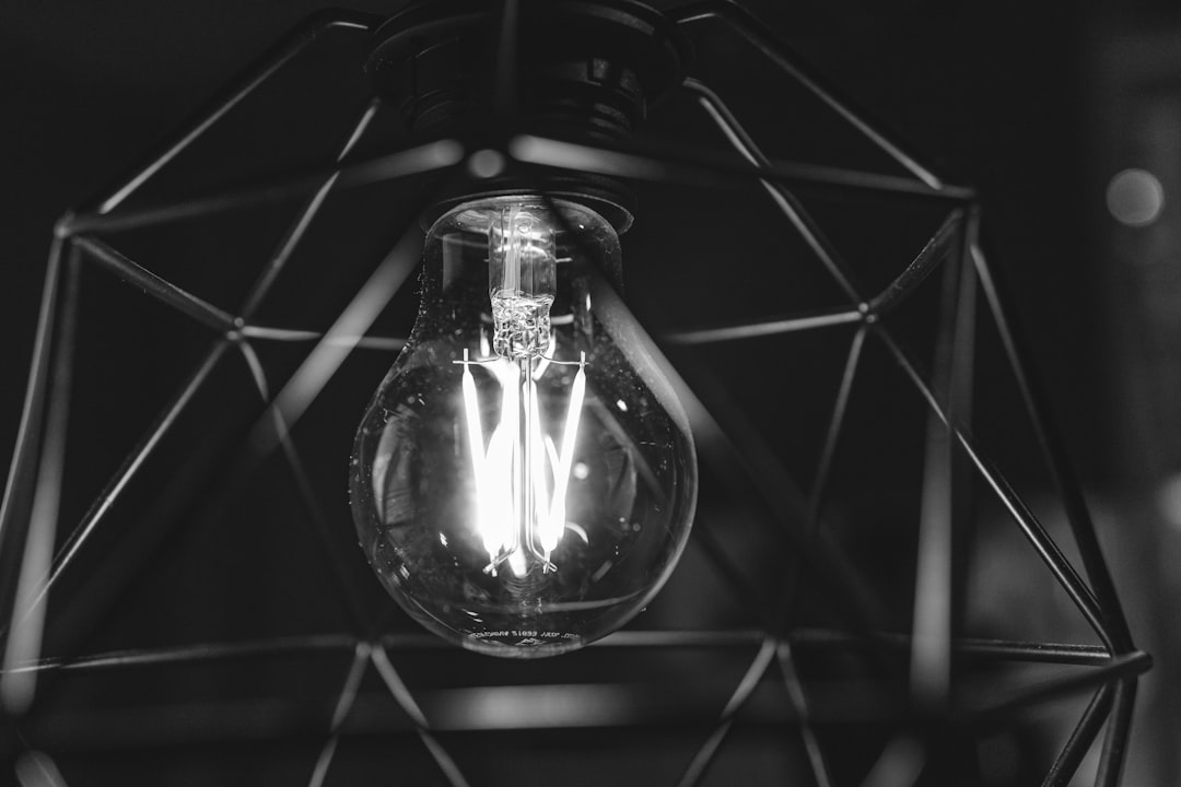 découvrez l'intrapreneuriat, une approche innovante qui permet aux employés de développer des projets entrepreneuriaux au sein de leur entreprise. stimulez la créativité, favorisez l'innovation et transformez votre organisation en un moteur de réussite et de compétitivité.