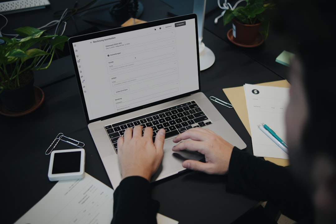 découvrez tout ce qu'il faut savoir sur la gestion des factures : conseils pratiques, modèles, et astuces pour simplifier votre comptabilité et optimiser vos finances.