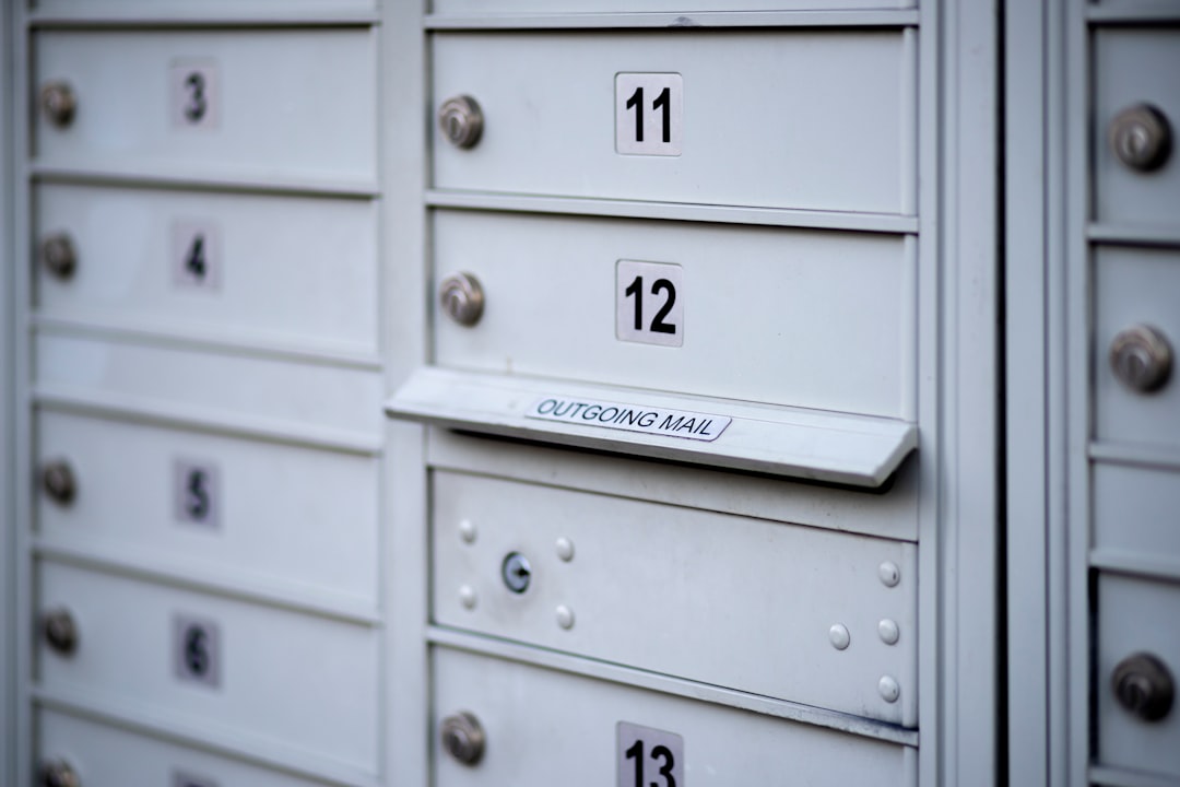 suivez vos factures facilement avec notre outil de suivi des factures. restez informé de l'état de vos paiements et gérez vos finances de manière efficace.