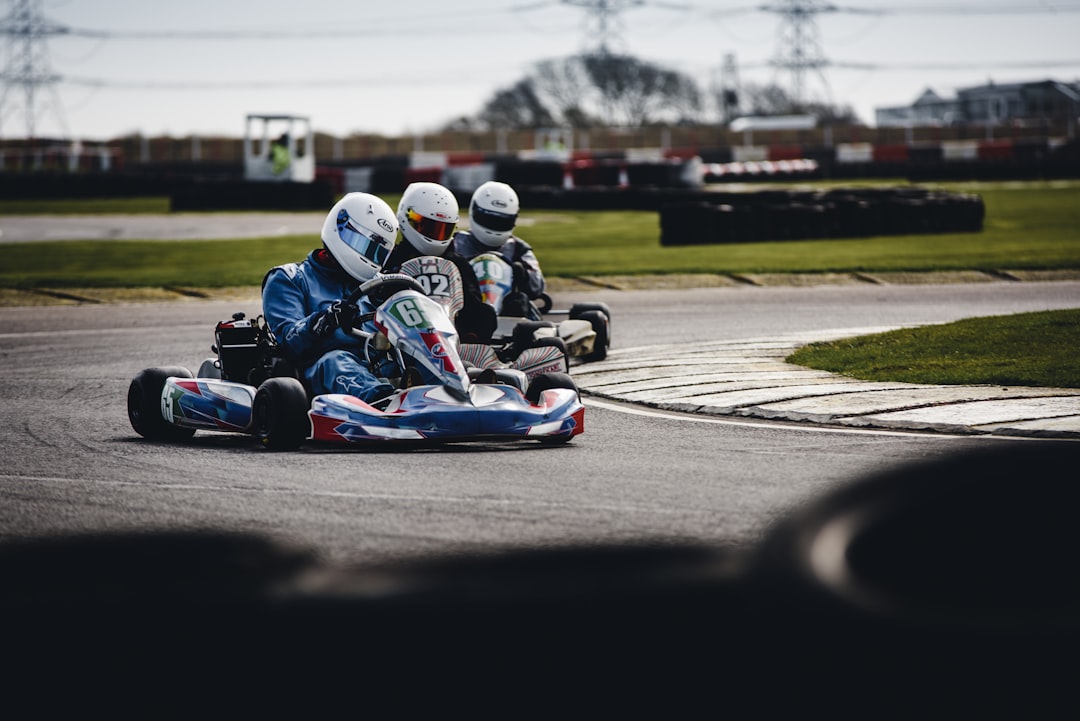 découvrez l'excitation du karting ! que vous soyez novice ou pilote expérimenté, vivez des courses palpitantes sur nos pistes adaptées. réservez votre session et défiez vos amis dans une ambiance conviviale et dynamique.