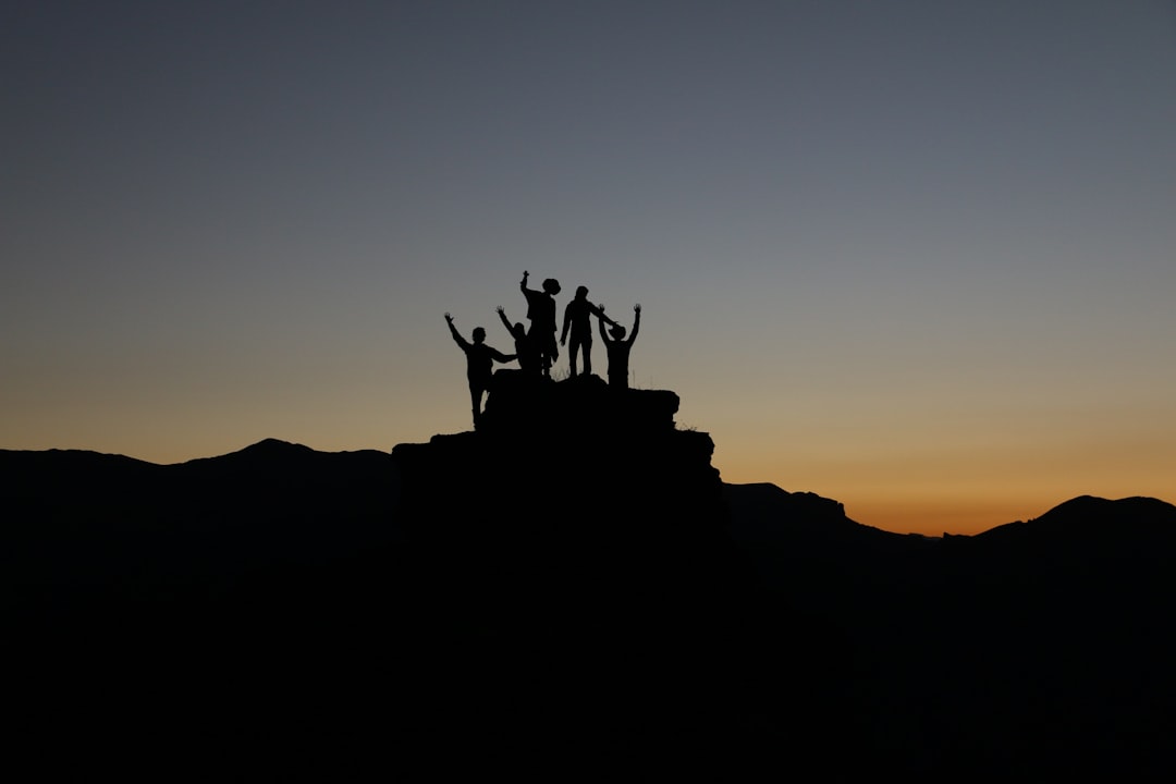 découvrez les clés du leadership efficace, des conseils pour inspirer et motiver vos équipes, ainsi que des stratégies pour développer votre potentiel en tant que leader. apprenez à naviguer dans les défis du leadership moderne et à bâtir un environnement de travail positif.