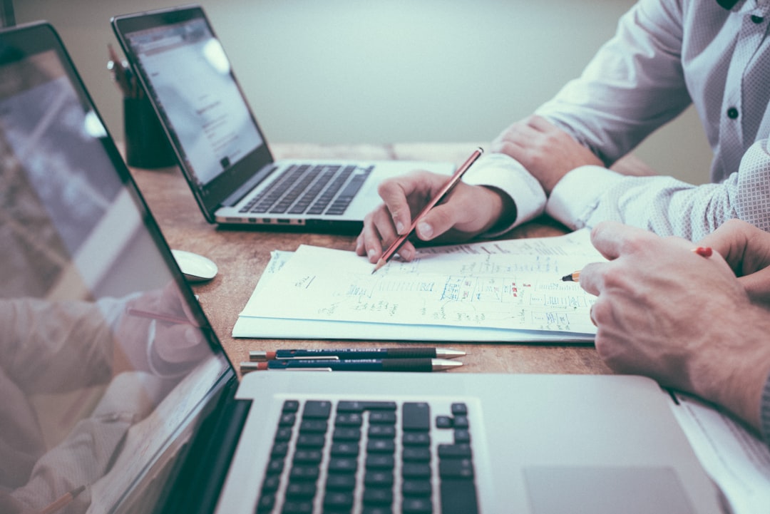 découvrez l'importance de l'étude de marché pour comprendre les besoins des consommateurs, analyser la concurrence et développer des stratégies efficaces. explorez nos méthodes et outils pour optimiser votre prise de décision.