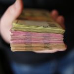 découvrez tout ce que vous devez savoir sur les indemnités kilométriques : définition, calcul, réglementations et conseils pratiques pour optimiser vos remboursements. apprenez à gérer vos dépenses liées aux déplacements professionnels.