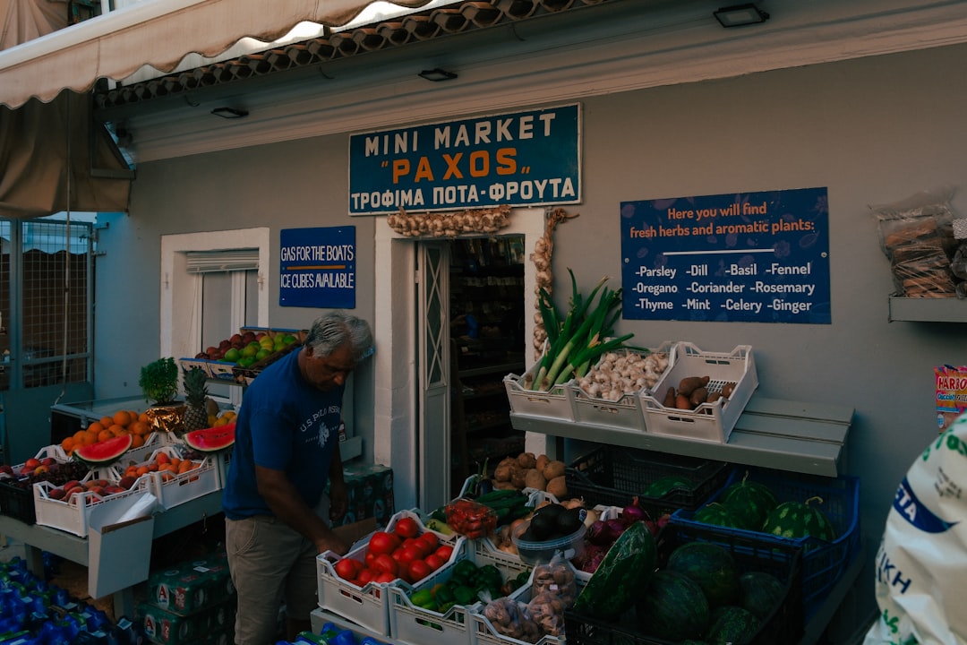 découvrez le potentiel des niches de marché pour développer votre entreprise. apprenez à identifier des opportunités, à répondre à des besoins spécifiques et à vous démarquer dans un environnement concurrentiel. explorez des stratégies efficaces pour cibler des segments de clientèle uniques et maximiser votre succès.