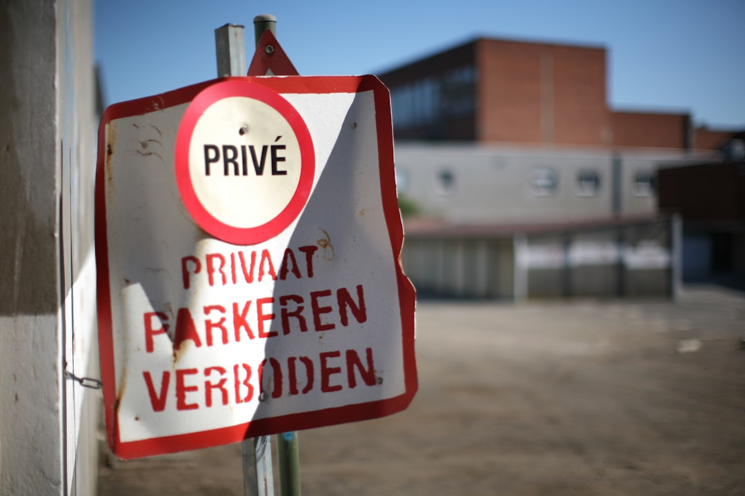 découvrez notre école privée, offrant une éducation personnalisée et des petites classes pour favoriser l'apprentissage et le développement de chaque élève. rejoignez une communauté engagée qui valorise l'excellence académique, les activités extra-scolaires et un encadrement bienveillant.