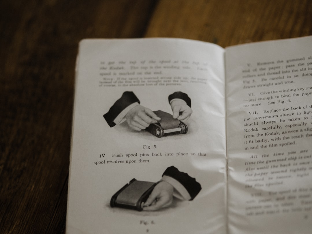découvrez notre modèle de livre de recettes, conçu pour vous aider à organiser vos plats préférés en un seul endroit. personnalisez chaque page avec vos recettes, astuces culinaires et notes. idéal pour les chefs amateurs et les passionnés de cuisine souhaitant partager leur savoir-faire.
