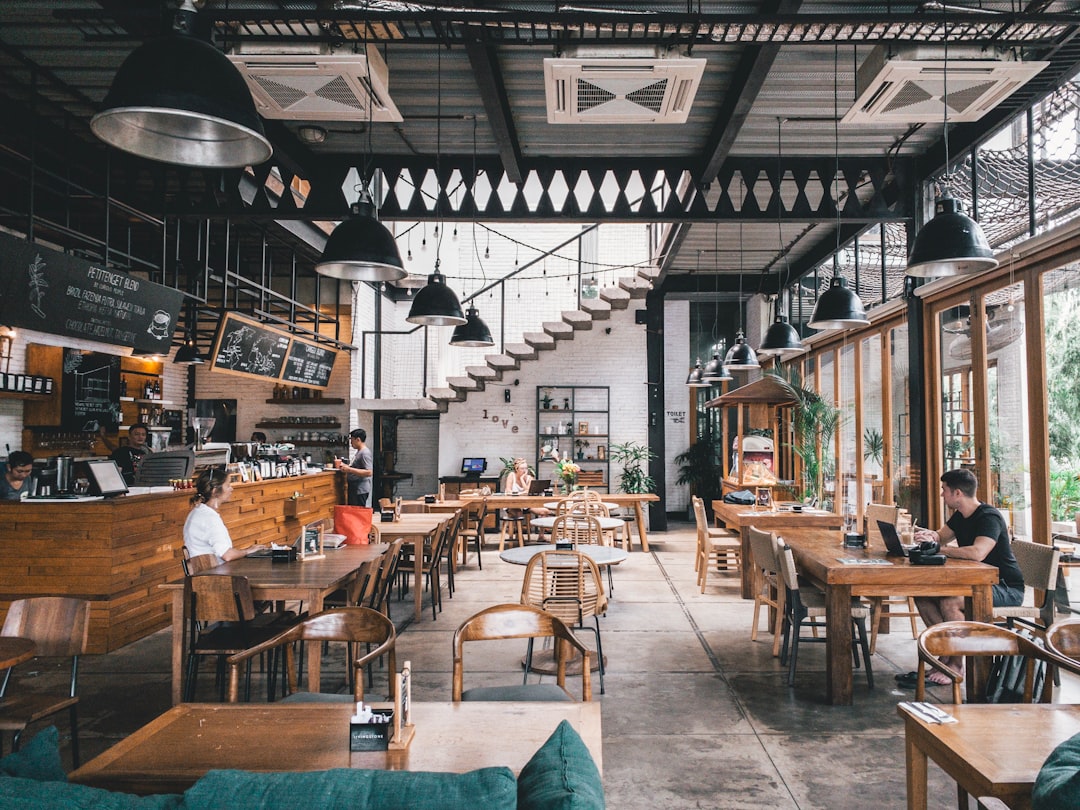 découvrez notre restaurant : une expérience culinaire inoubliable au cœur de la gastronomie. profitez de plats raffinés, d'une ambiance chaleureuse et d'un service exceptionnel. réservez dès maintenant !