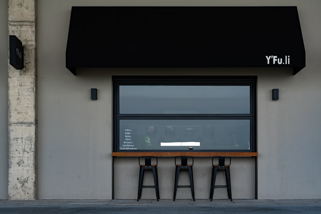 découvrez notre nouveau restaurant qui ouvre ses portes ! profitez d'une expérience culinaire unique avec des plats raffinés, un cadre accueillant et un service attentionné. réservez votre table dès maintenant et laissez-vous séduire par nos spécialités !