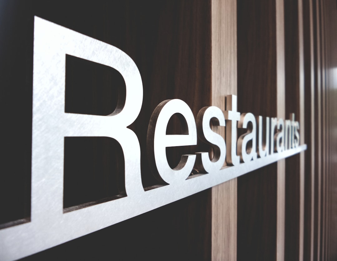 découvrez un concept innovant avec notre restaurant takeover, où des chefs invités prennent les commandes pour vous proposer des plats uniques et savoureux. une expérience culinaire inédite à ne pas manquer !