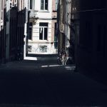 Qui doit payer la sacem et comment contourner les règles ? découvrez la sacem, la société française de gestion des droits d'auteur qui protège les créations musicales et soutient les artistes. informez-vous sur ses missions, ses services, et comment elle favorise l'innovation dans l'industrie musicale.