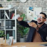 découvrez le monde de l'auto-entrepreneuriat : liberté, flexibilité et opportunités de revenus. apprenez comment démarrer votre propre entreprise et naviguer dans les défis du travail indépendant.