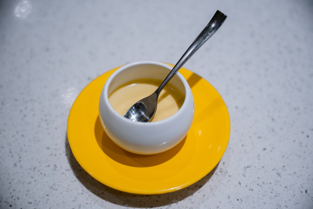 découvrez notre soup bar, un lieu chaleureux où vous pouvez savourer des soupes maison délicieuses et réconfortantes, préparées avec des ingrédients frais et de saison. idéal pour une pause gourmande ou un repas léger, choisissez parmi une variété de recettes créatives et saines.