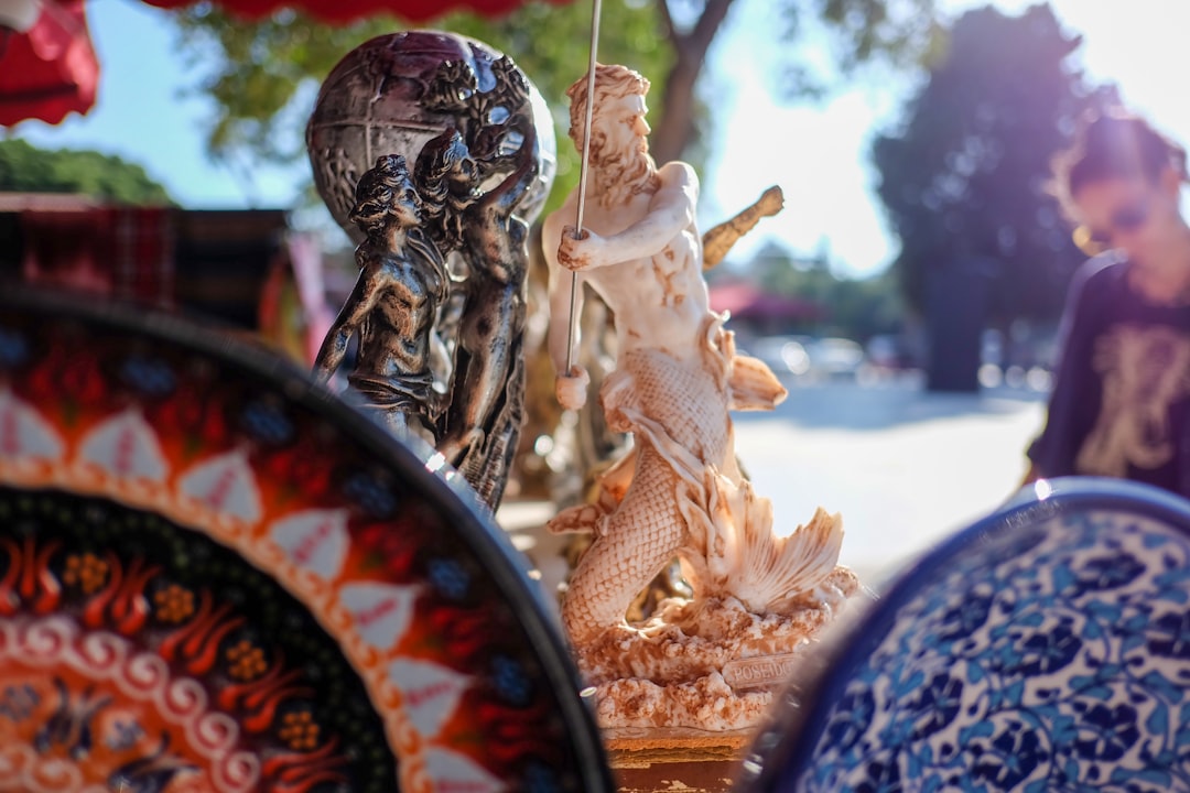 découvrez notre boutique de souvenirs, où vous trouverez des trésors uniques et mémorables pour immortaliser vos voyages. que ce soit des cadeaux artisanaux, des souvenirs locaux ou des objets emblématiques, notre sélection saura raviver vos plus beaux souvenirs.