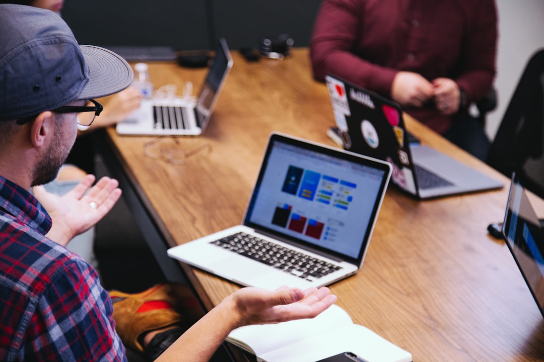 découvrez l'univers dynamique des startups, où innovation et entrepreneuriat se rencontrent. plongez dans des idées novatrices, des conseils pratiques et des histoires inspirantes pour transformer votre passion en réussite.