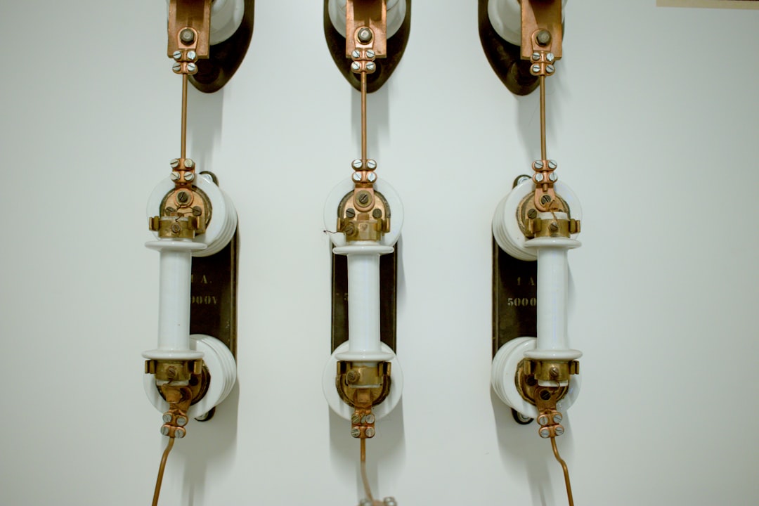 découvrez le mécanisme de la tva : fonctionnement, principes et impacts sur les entreprises. apprenez comment optimiser votre comptabilité et gérer efficacement la taxe sur la valeur ajoutée.